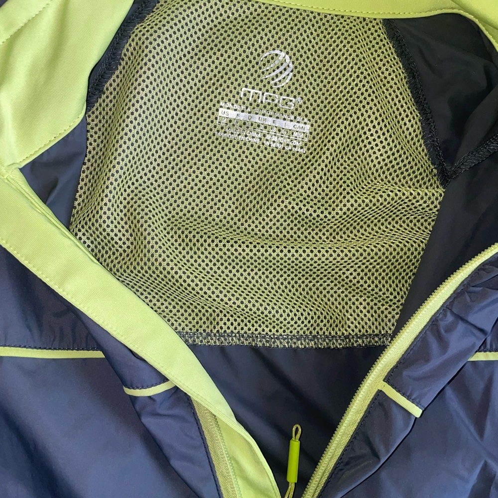 sweater - Picture 3 of 3